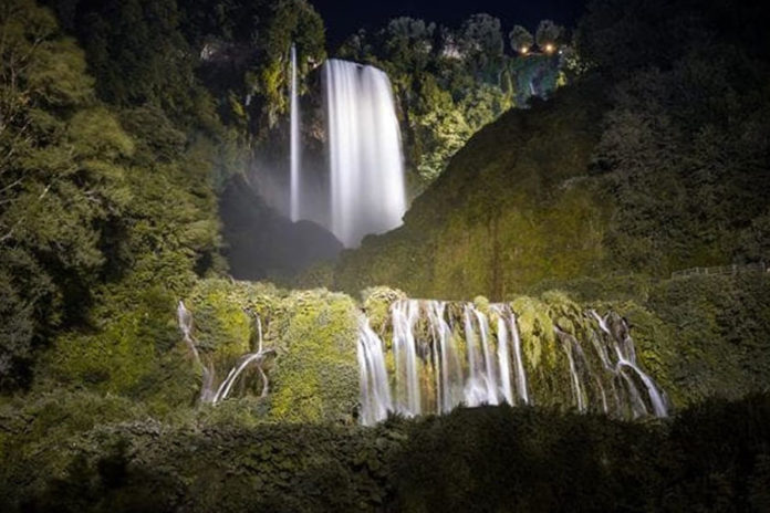 LA-CASCATA-DELLE-MARMORE